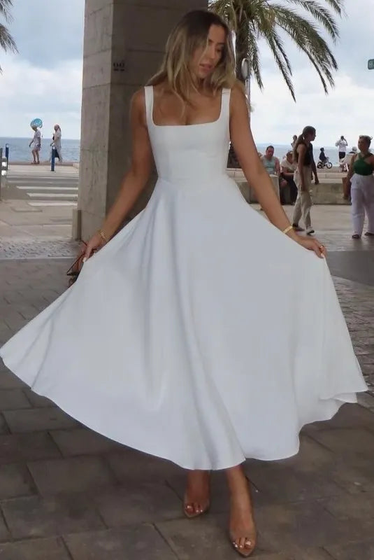 Blake™ | Abito Midi con Scollatura Quadrata e Vita Alta