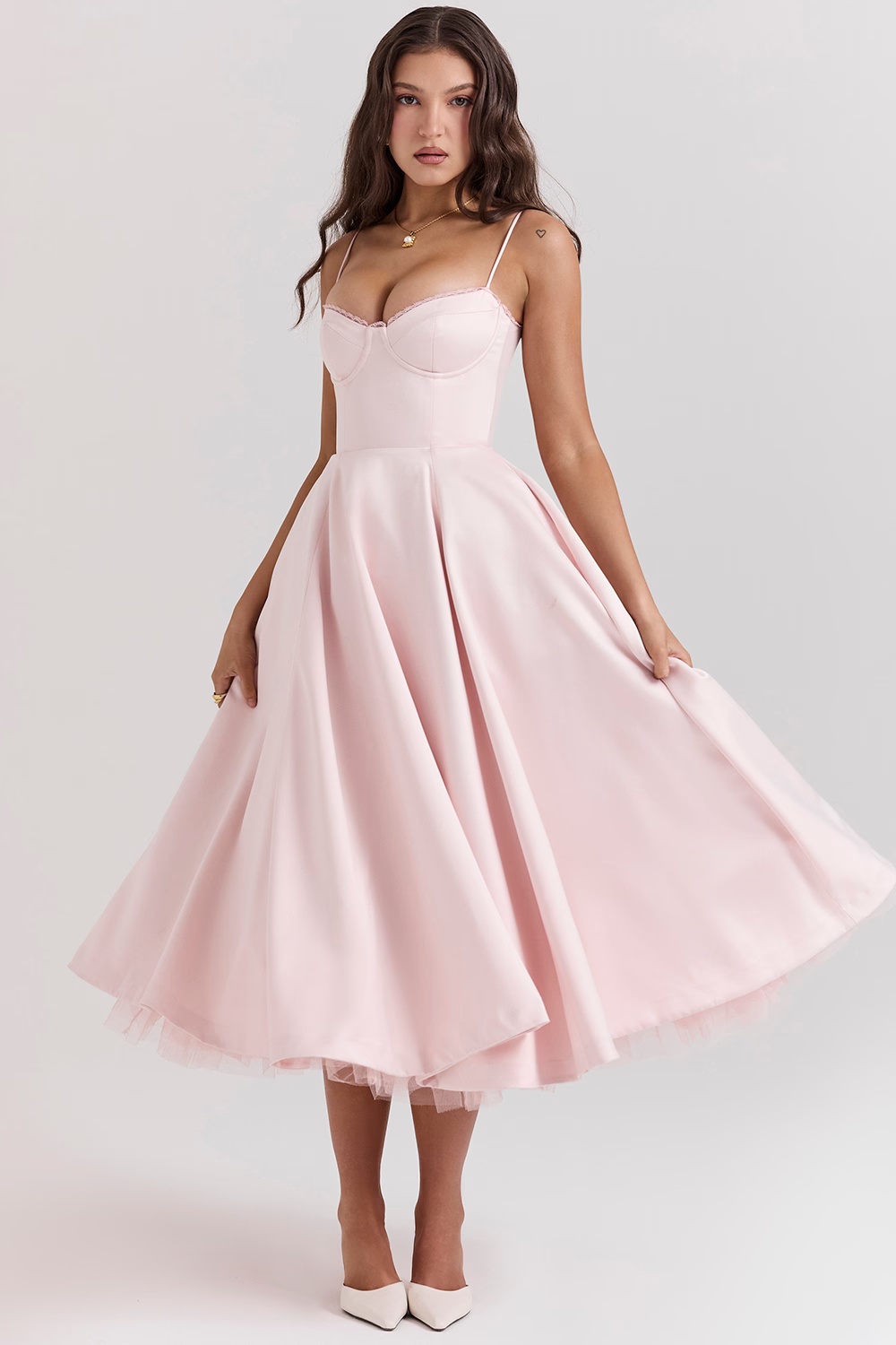 Valentina | Elegante Abito Midi con Fodera in Tulle