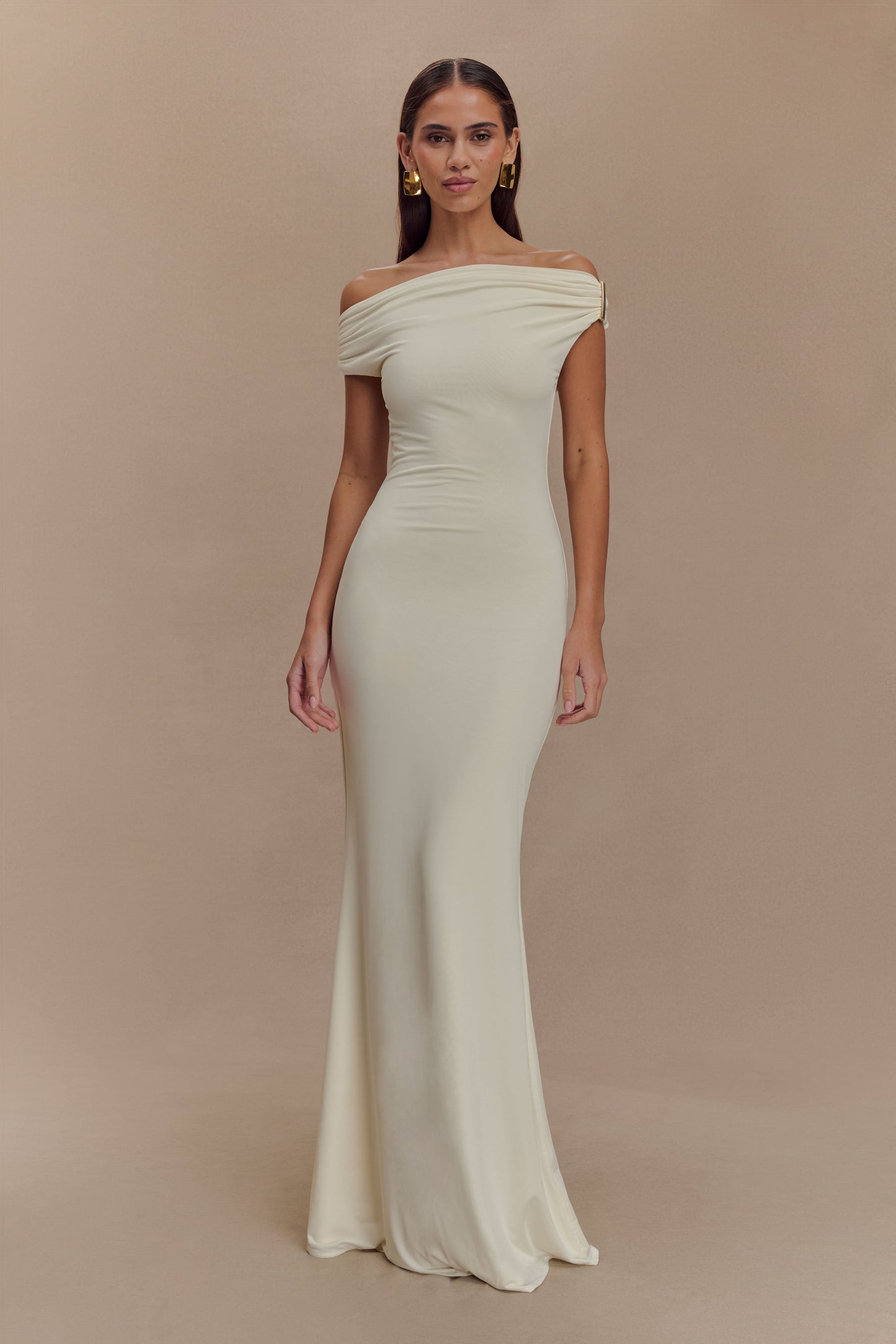 Zuly | Elegante abito con spalle scoperte
