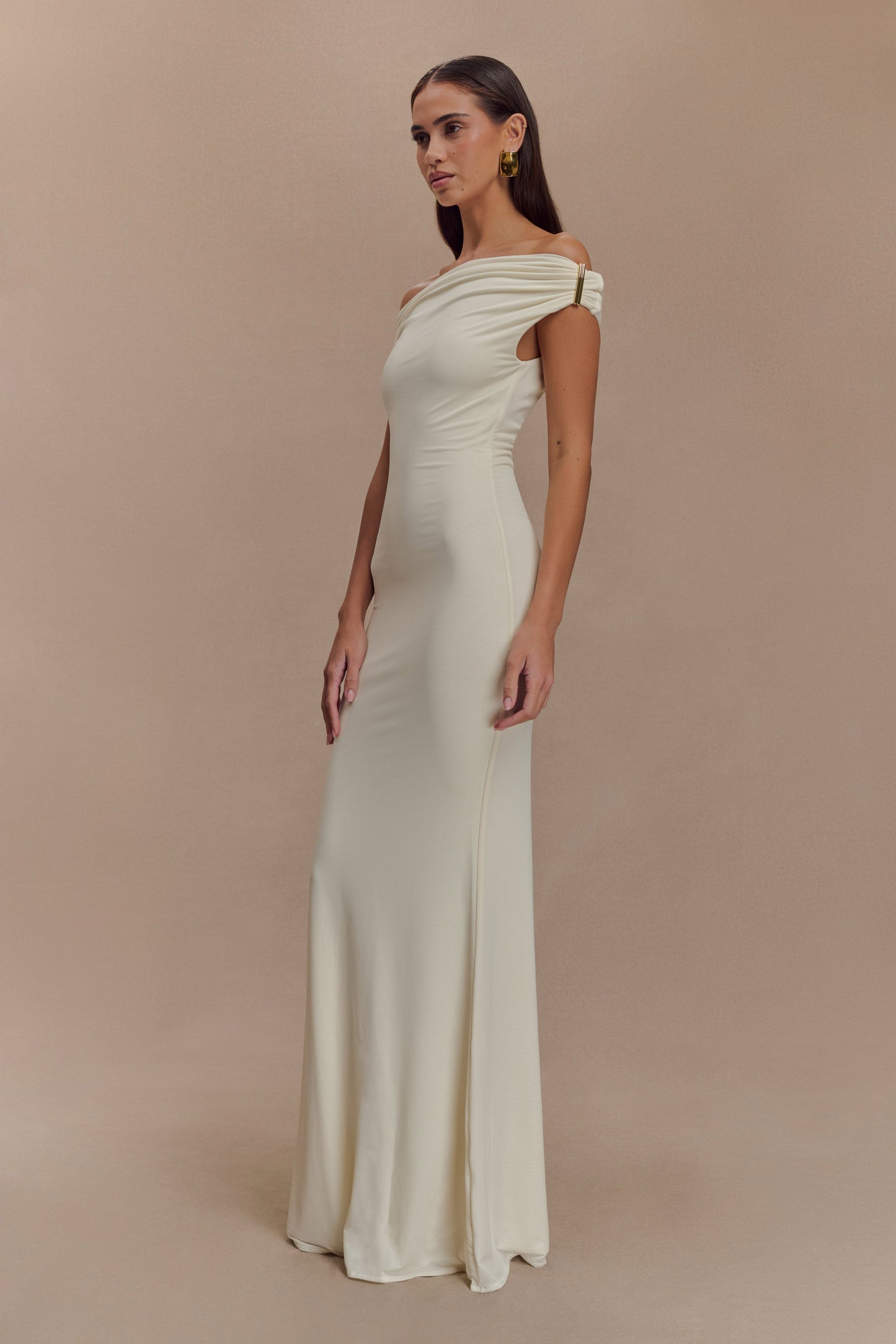 Zuly | Elegante abito con spalle scoperte