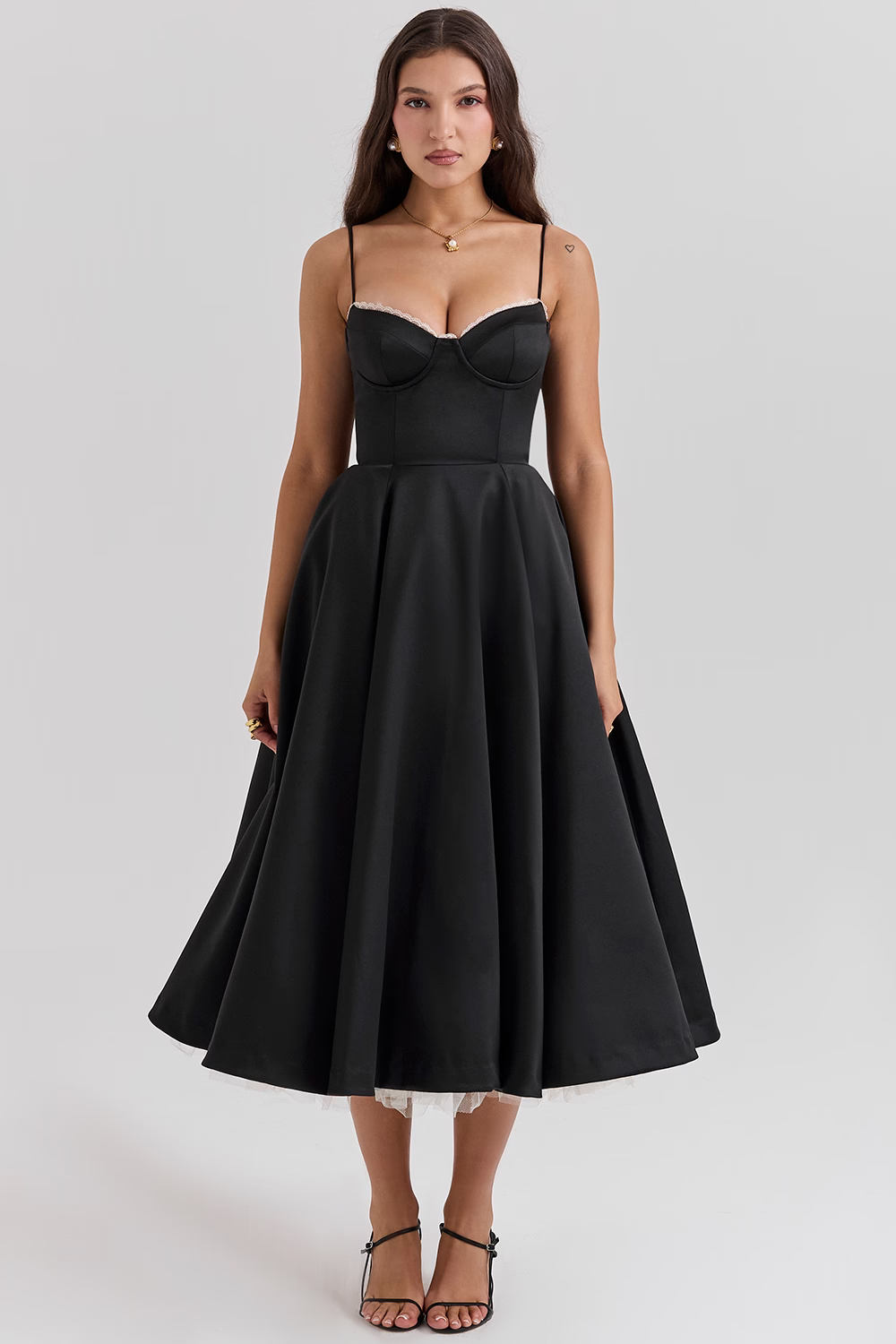 Valentina | Elegante Abito Midi con Fodera in Tulle