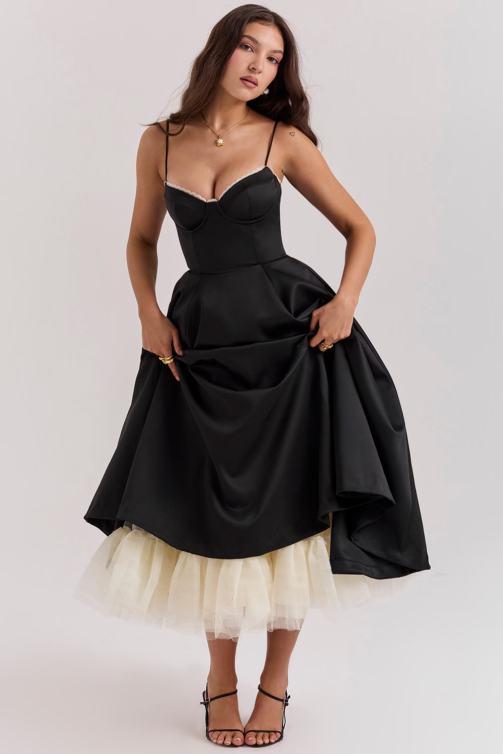 Valentina | Elegante Abito Midi con Fodera in Tulle