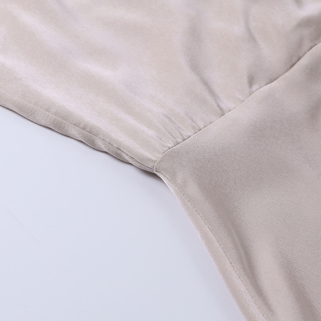 Adelajda | Elegante Vestito con questo in v
