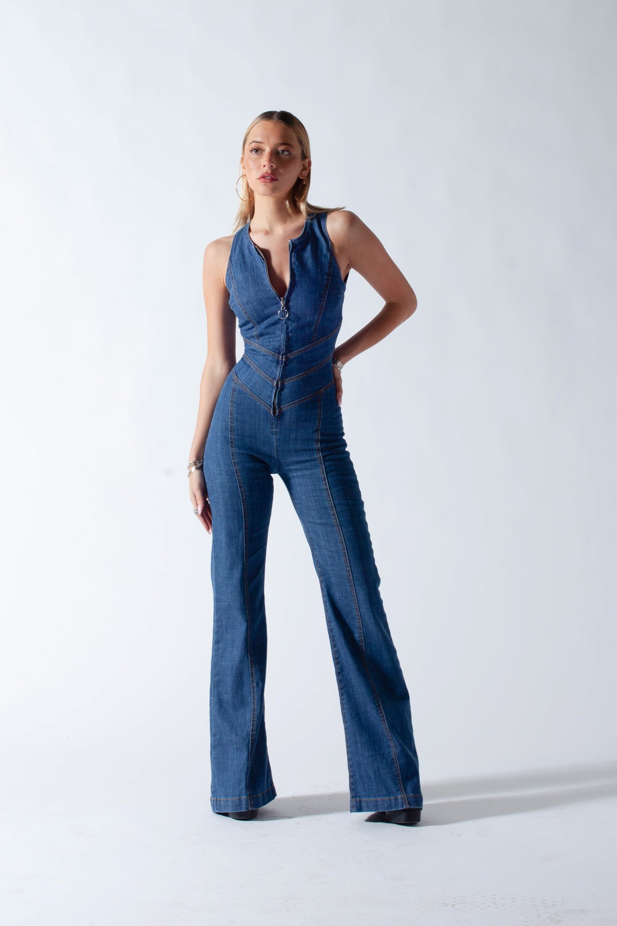 Cordian™ | Tuta Elegante Heartfelt