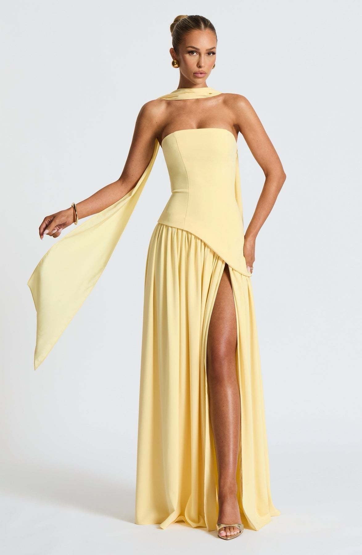 Maliya | Vestito Maxi con Sciarpa
