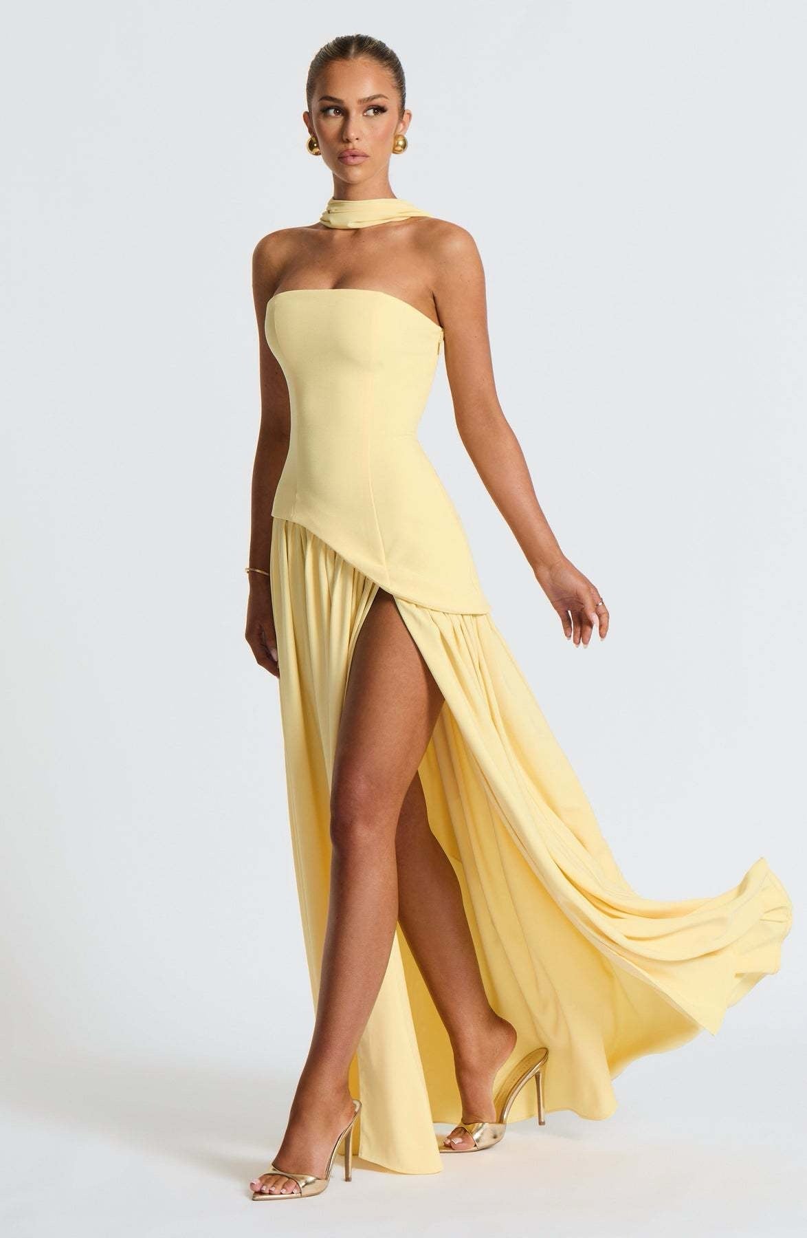 Maliya | Vestito Maxi con Sciarpa