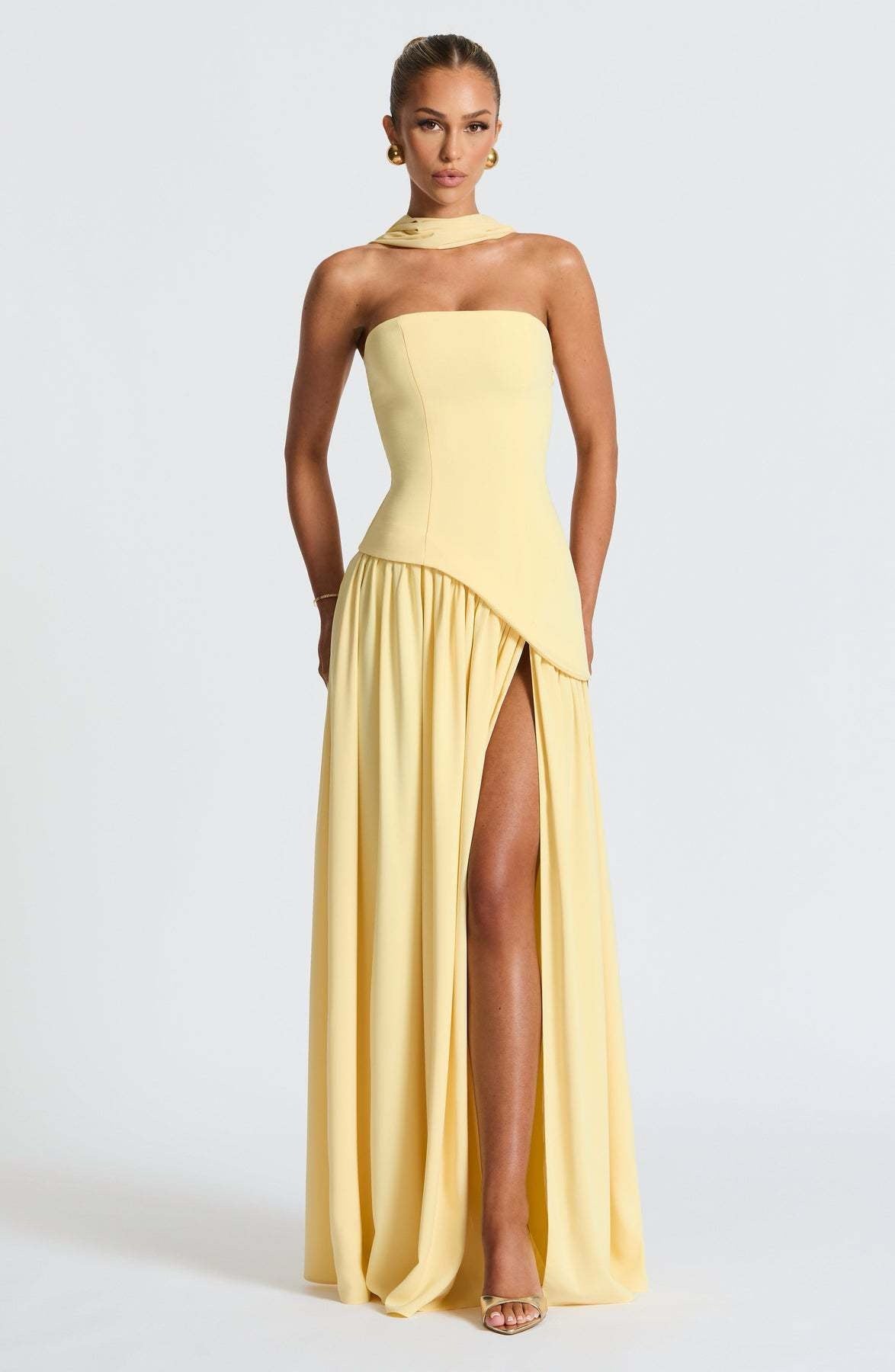 Maliya | Vestito Maxi con Sciarpa