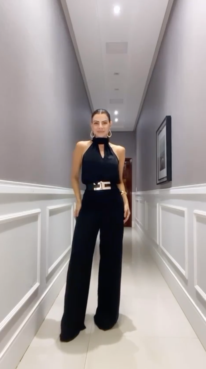 Karen | Mono Elegante di Bota Ancha
