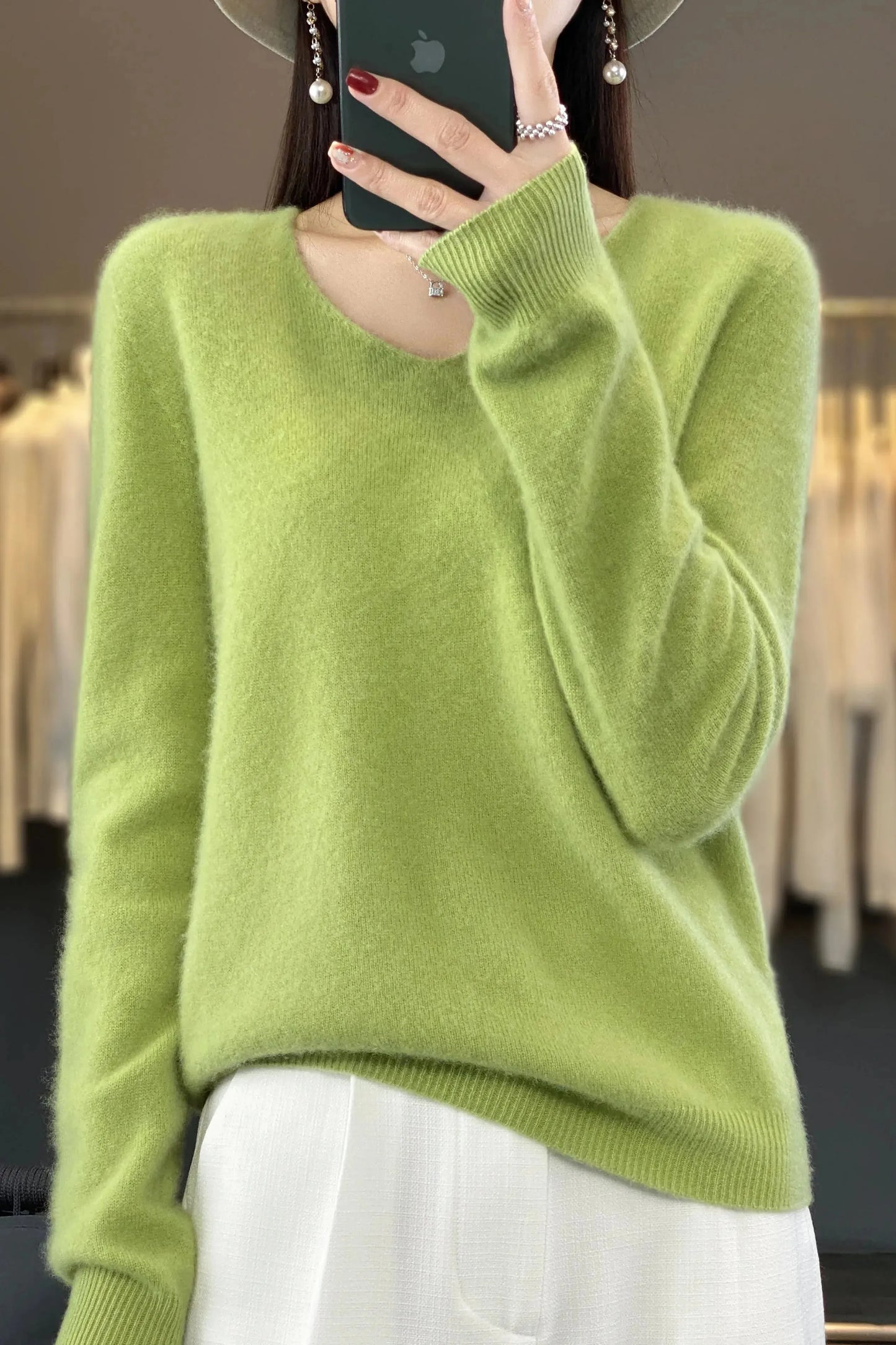 Milano | Pullover con scollo a V stile cashmere