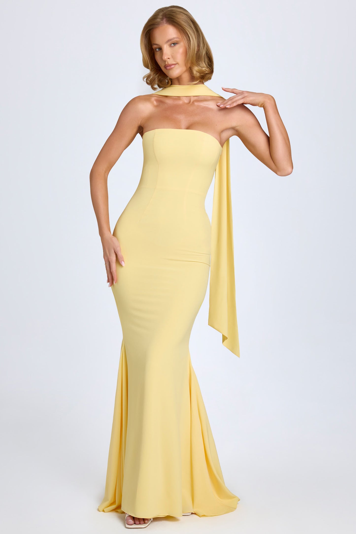 Julie | Vestito lungo elegante taglio sirena