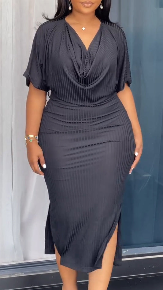 Donata™ | Vestito Nero a Costine