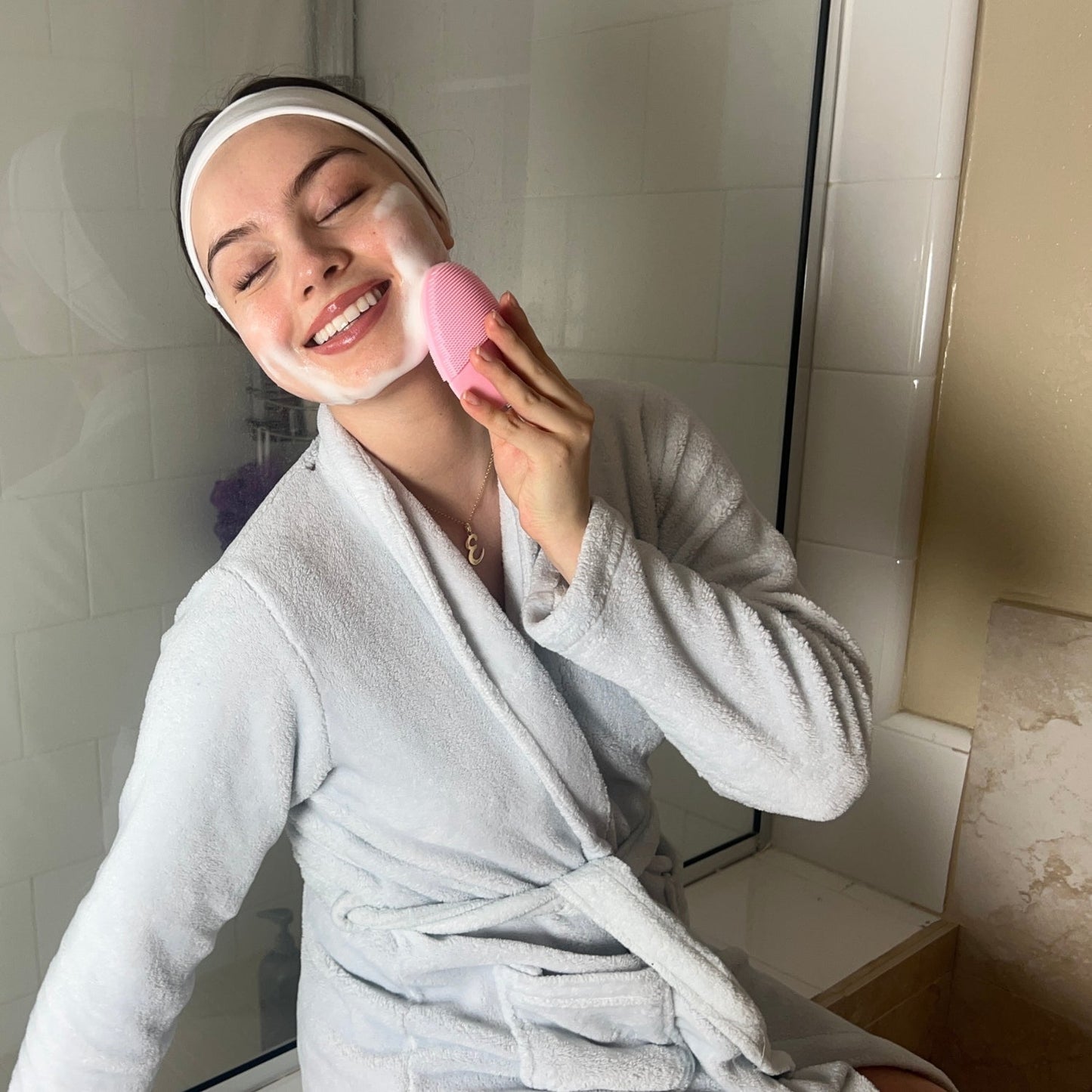 RadianceSpin Brush™ | Spazzola Elettrica per la Pulizia del Viso