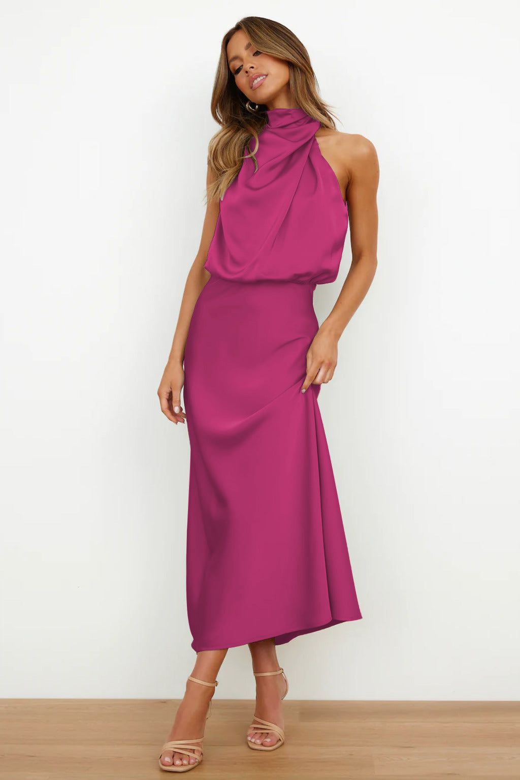 Liv | Abito Lungo in Satin