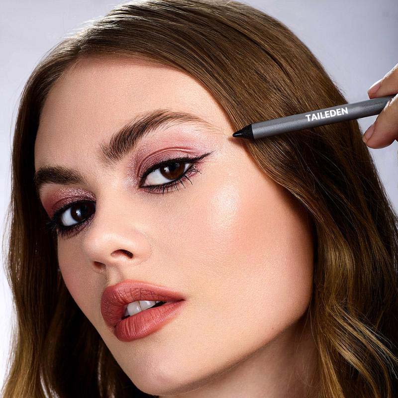 Eyeliner Lunga Durata