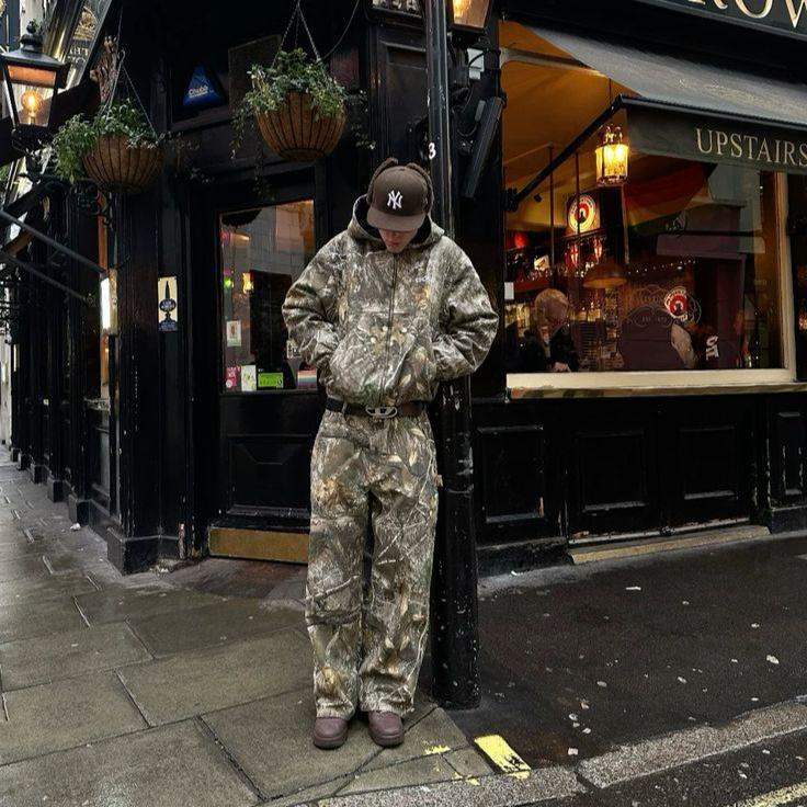 Benjamin | Unisex Camouflage Print Sweatshirt