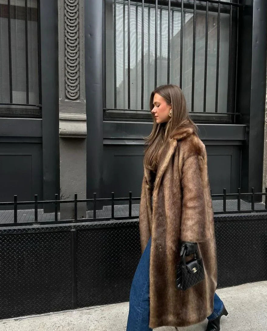 Riley™ | Elegante Cappotto di Pelliccia per Donne
