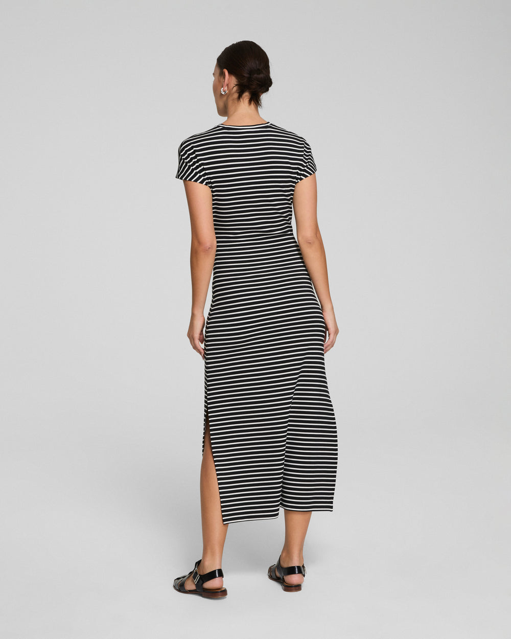 Antoinette | Abito midi a righe con fiocco in vita.