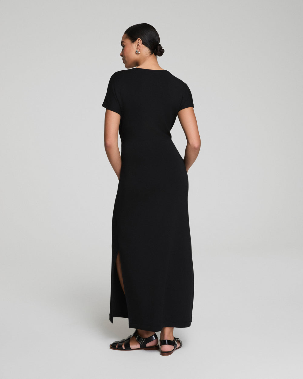 Antoinette | Abito midi a righe con fiocco in vita.