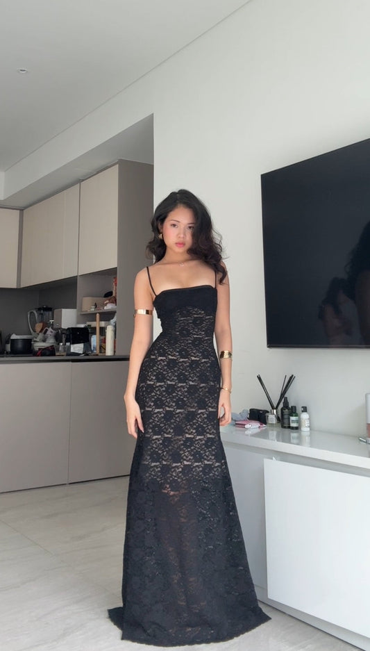 Paola | Vestito Lungo in Pizzo