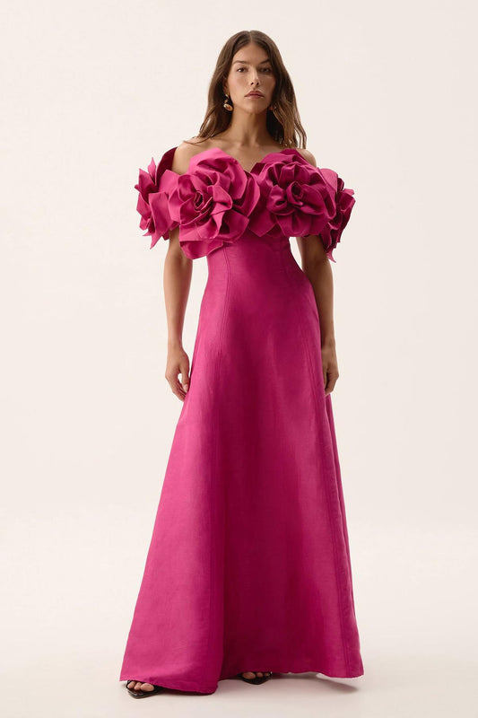 Wildelia | Abito Lungo con Spalle Scoperte e Fiori 3D