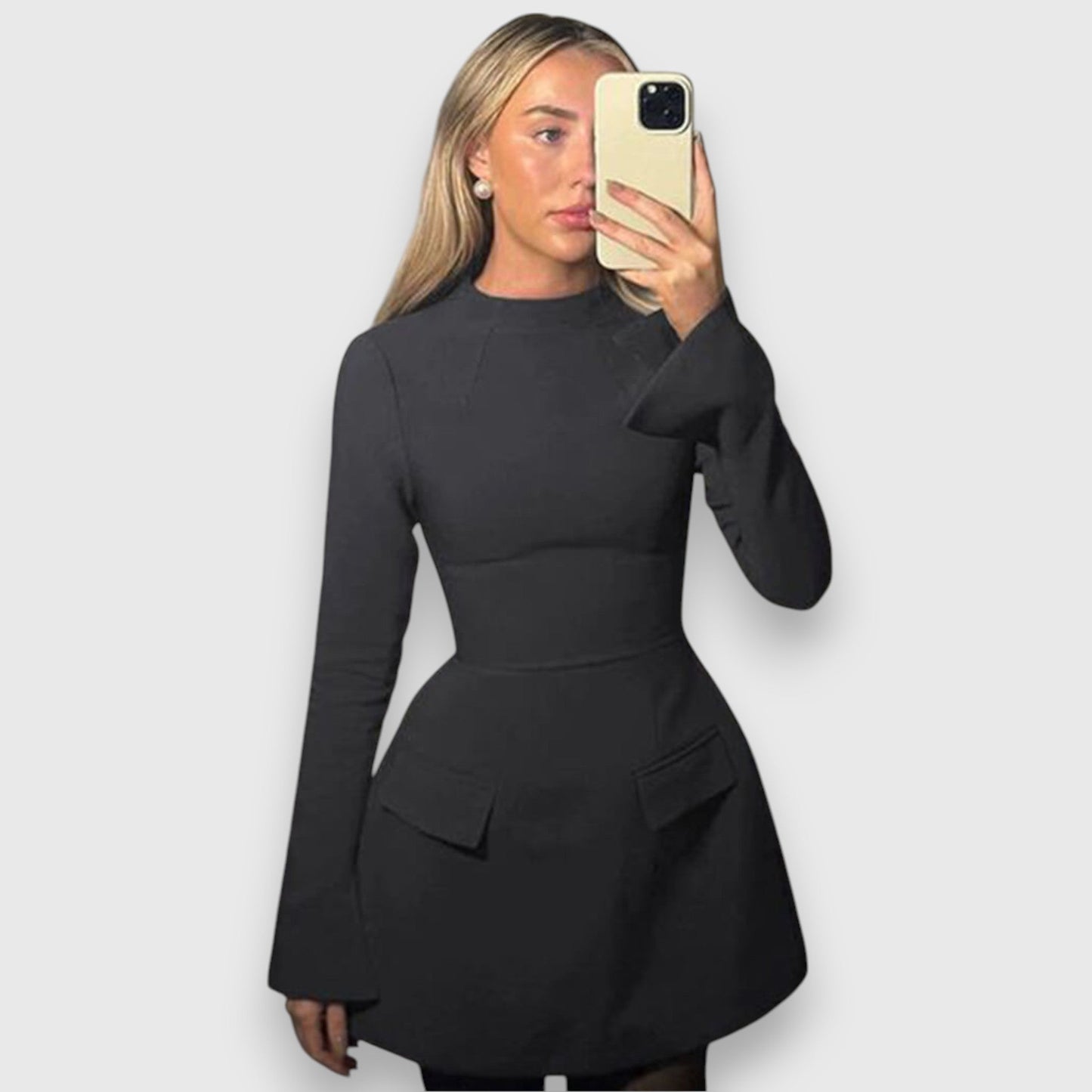 Alira | Mini Abito con scollatura sulla schiena