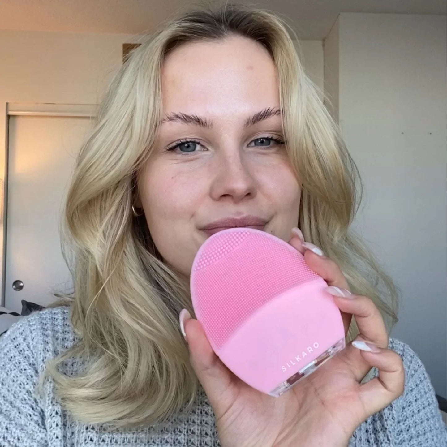 RadianceSpin Brush™ | Spazzola Elettrica per la Pulizia del Viso