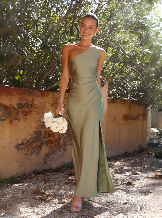 Sandra | Elegante abito a spalla media in satin
